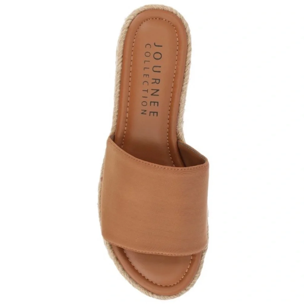 ⭐️ NWT Journee Collection Rosey Wedge Heel Platform Espadrille Sandals in Tan